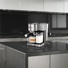 Cafetera Koblenz Ckm-1350 In, Máquina De Café Expreso, 0.5 L, De Café Molido, 1350 W, Negro, Acero Inoxidable