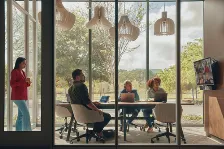 Video Conferencia Hp Poly Barra De Video Usb De Poly Studio 4k Ultra Hd, 3840 X 2160, Micrófono, Negro