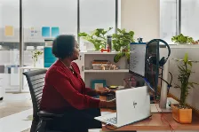 Diadema Poly 76j16aa Blackwire C3320/ Alambrica Binaural Usb-a Con Cancelacion De Ruido Y Microfono Control En El Cable Color Negro Con Naranja