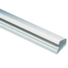 Canaleta Ld5 De Pvc Ra­gido, Con Cinta Adhesiva Para Instalacia³n Sin Herramientas, 26 X 15 X 1828.8 Mm, Color Blanco Mate