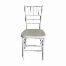 Silla Modamob, Modelo Tiffany, 89.5 X 38 X 38cm, 3.33 Kg, Incluye Asiento Acolchado, Color Perla