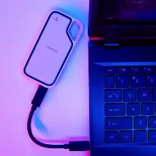 Ssd Externo Sandisk Extreme, 2tb, Usb-c, Compatible Con Ps5, Blanco