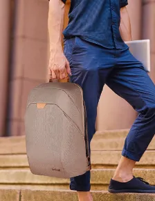 Mochila Techzone Tzlbp56w-c Bolsa Delantera, Tamaño Max De Pantalla 15.6